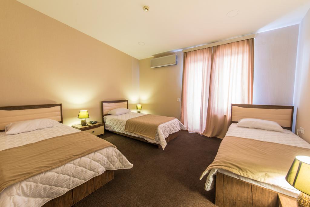 Terrace Hotel Baky Esterno foto